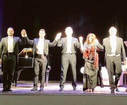 Traviata, pienone e applausi