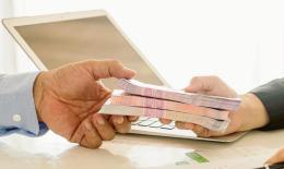 Usura, il rischio aumenta durante le festività tra famiglie e imprese