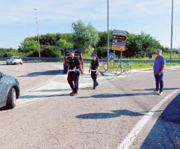 Ancora vigili “dissuasori” a Valli, presto le multe