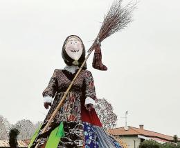 Il falò rimandato a domenica 14