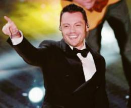L’ultima volta in spiaggia successo con Tiziano Ferro