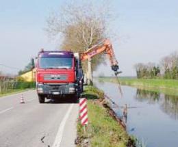 Partiti i lavori sul canale: c’è il senso unico alternato