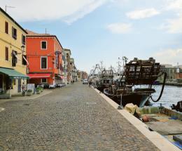 Canal Lombardo: “Il porfido è in stato pietoso”