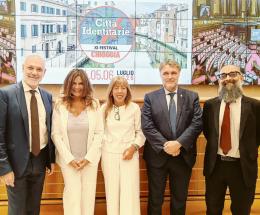 Il festival dell’identità sbarca qui