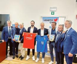 Pallone e solidarietà in campo