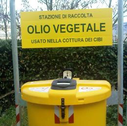 Olio esausto, è polemica