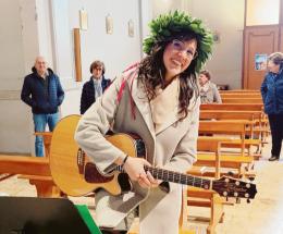 Musica e rsa, Ilaria è dottoressa