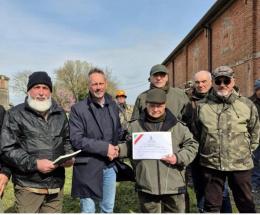 A caccia di rifiuti, bottino enorme