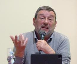 Nembrini indaga l&rsquo;umanit&agrave; e le sue domande profonde