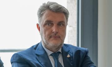 Ma il sindaco smentisce il Pd