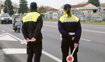 Smantellata la cellula dedita a furti e falsificazioni