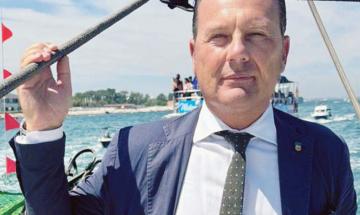 Regione, Dolfin è fuori dall’aula