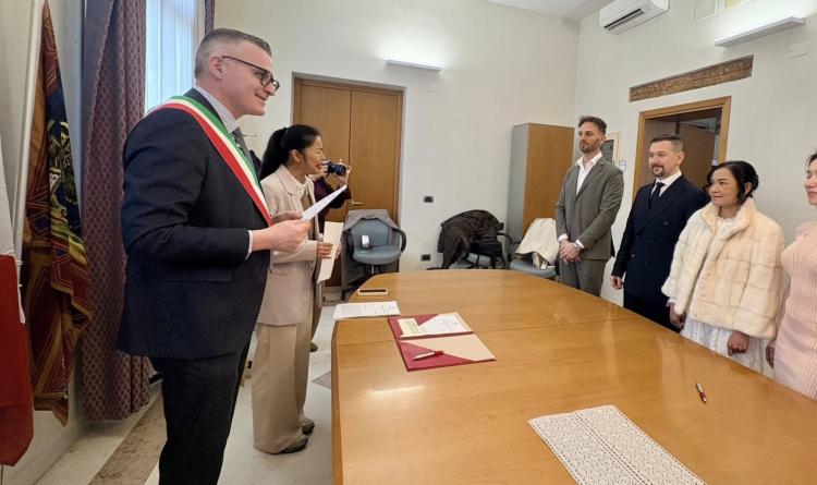 La citt&agrave; conquista le coppie e diventa meta di matrimoni