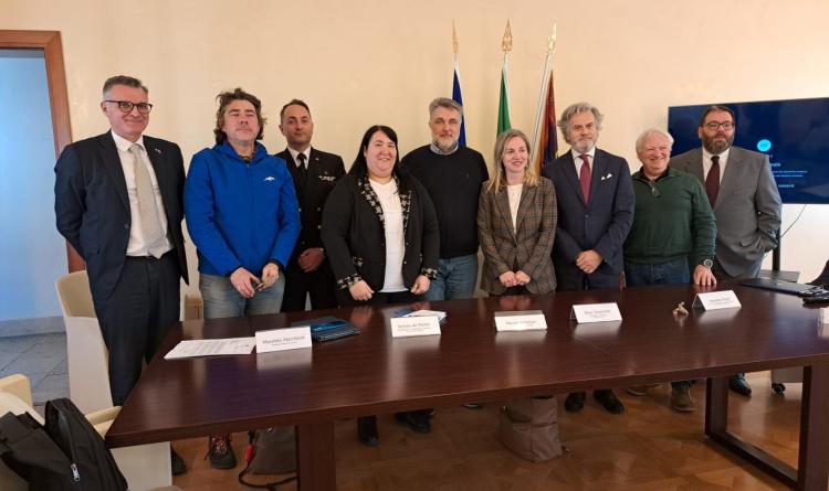 In campo per salvare il mare
