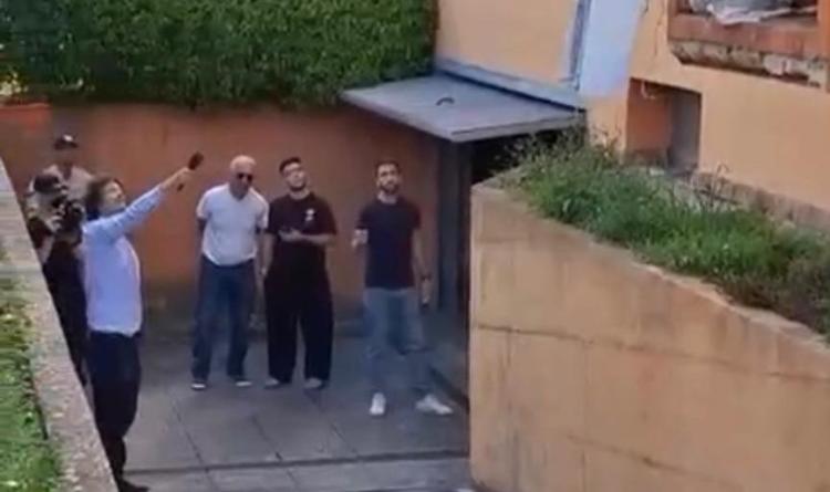 Condominio, tv ancora sul posto