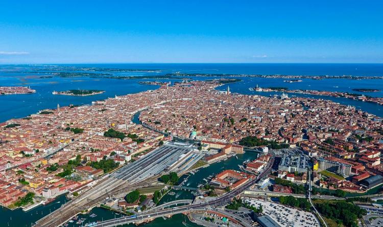 La nuova isola cerca un nome