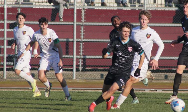 Al Ballarin un derby fra scontente